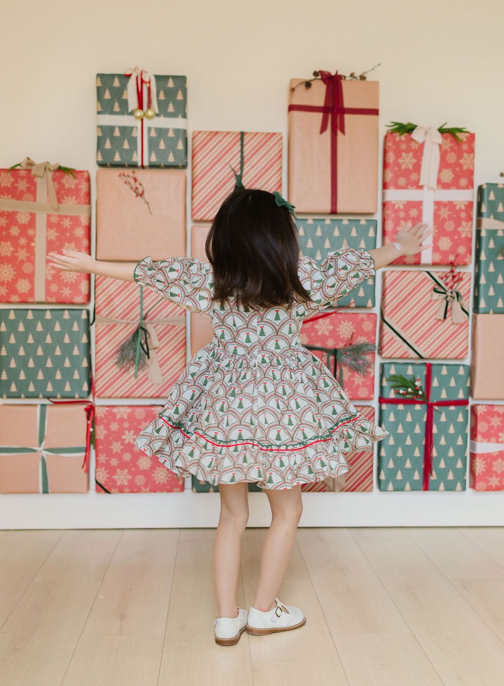 Aura Poplin Dress in Vintage Santa